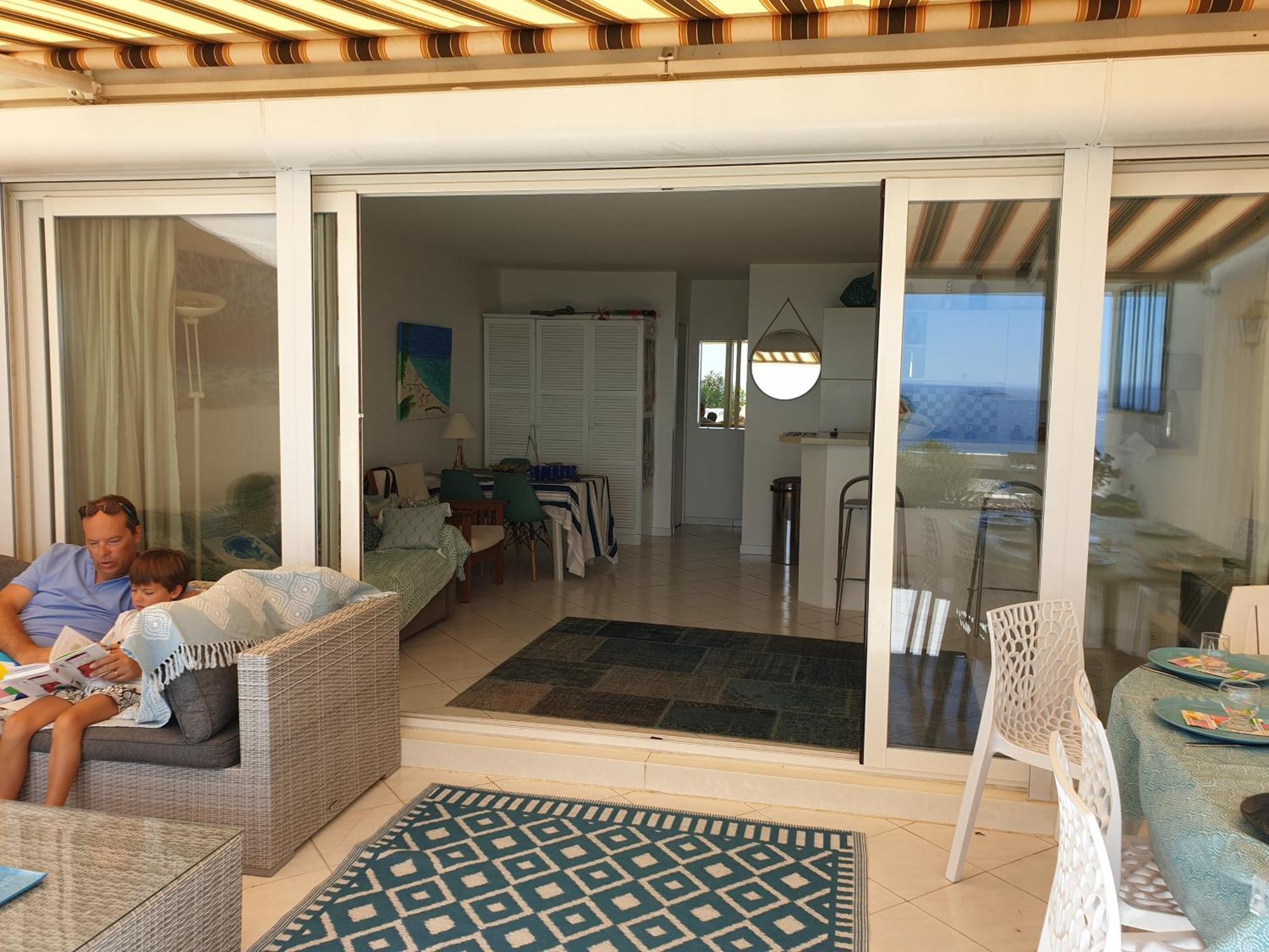 Apartamento Vue Epoustouflante Sur & La 2 Pieces, Piscine Confort 4 Etoiles, Tres Calme, Terrasse Spacieuse Sans Vis A Vis, Parking Prive Standing Bandol