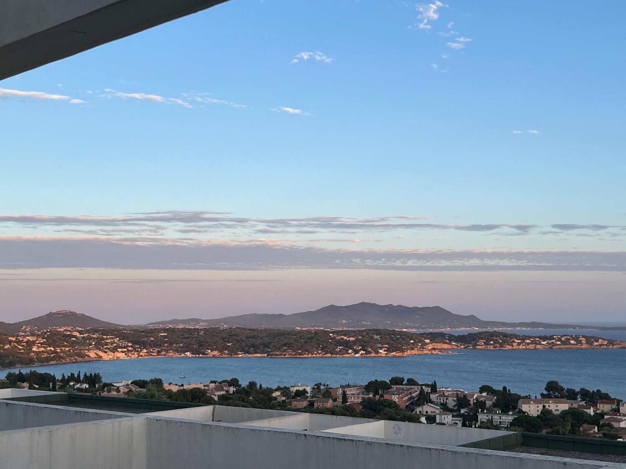 Vue Epoustouflante Sur & La 2 Pieces, Piscine Confort 4 Etoiles, Tres Calme, Terrasse Spacieuse Sans Vis A Vis, Parking Prive Standing Apartamento *